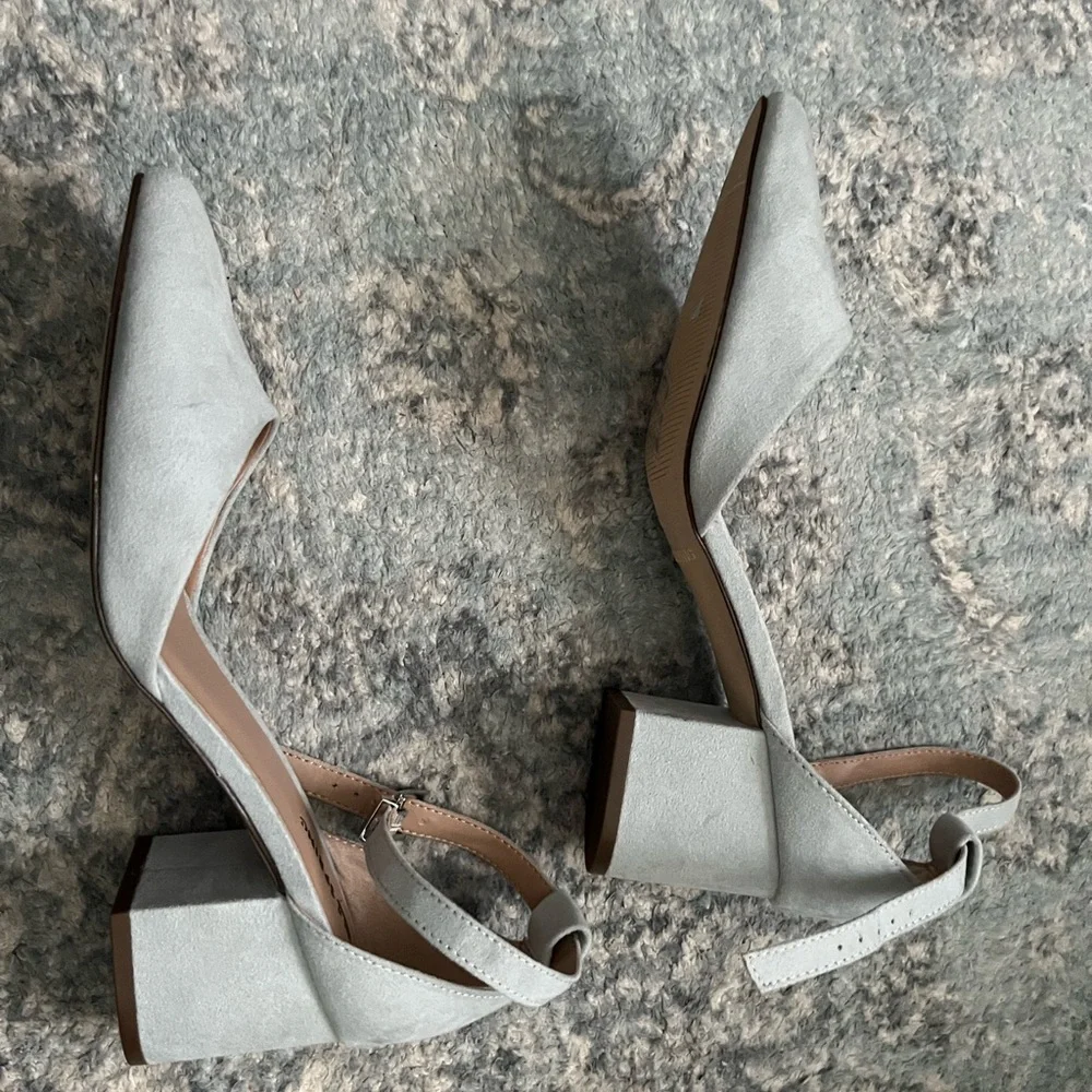 Call It Spring heels - Picture 2 of 2